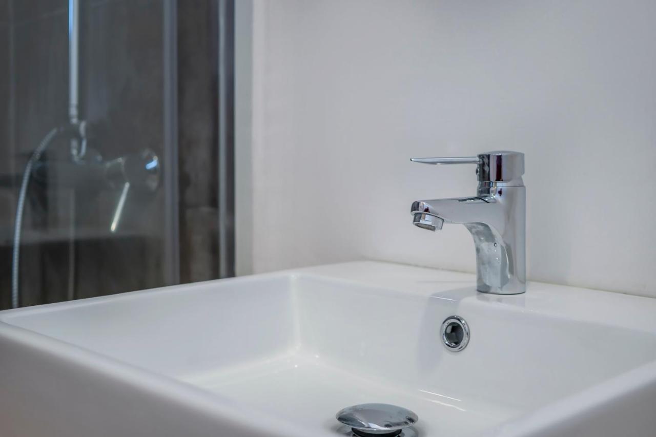 Brand New Downtown Apartment Lisbon Exterior photo